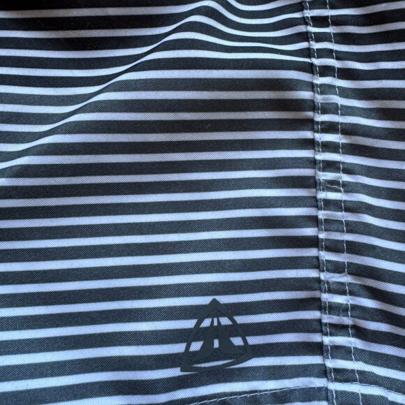 NWOT - Black & White Striped Board Shorts - Men size XL - Picture 3 of 7